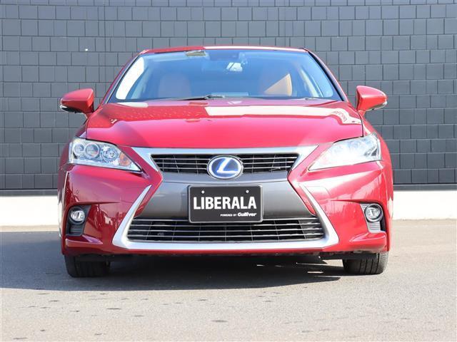 CT CT200h バージョンL 純正ディーラーナビバックカメラワンセグTVパドルシフトレザーシート前席パワーシート前席シートヒーターステアリングヒーター純正アルミ夏タイヤ17インチ(32枚目)