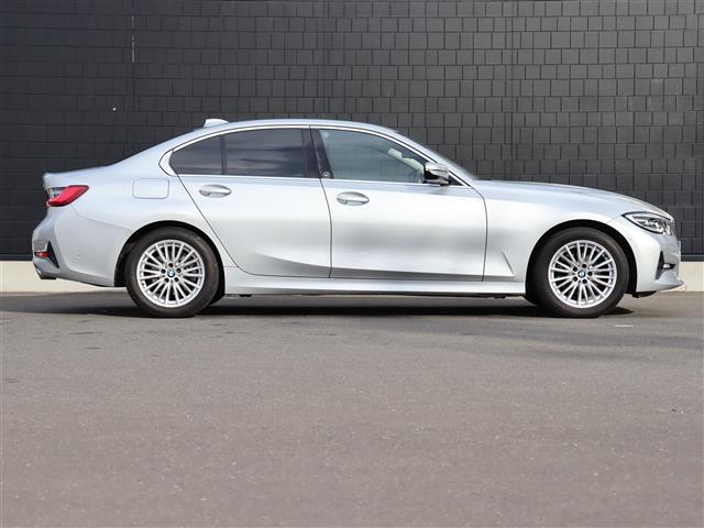 ３シリーズ ３１８ｉ　４０ｔｈアニバーサリーエディション　ワンオーナー純正ナビバックカメラＳｃｒｅｅｎ　Ｍｉｒｒｅｒｉｎｇレザーシート前席パワーシート前席シートヒーターアクティブクルーズコントロールアシステッドドライビングプラス（41枚目）