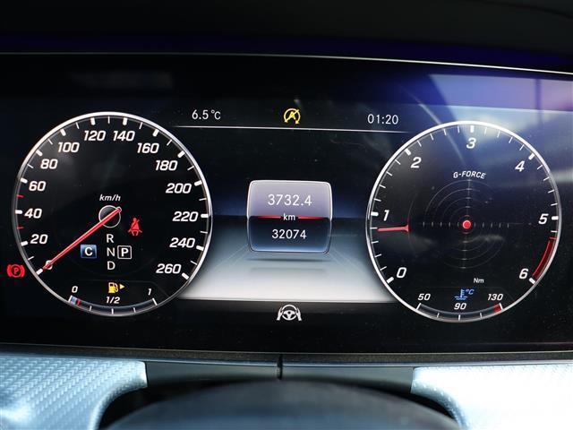 �k�h�a�d�q�`�k�`�́A�a�l�v�E�����Z�f�X�E�A�E�f�B�Ƃ����h�C�c�̃v���~�A���R�u�����h�𒆐S�Ƃ����A�e�u�����h�𓯎��ɏ��r�ׂ鎖���ł��܂��B