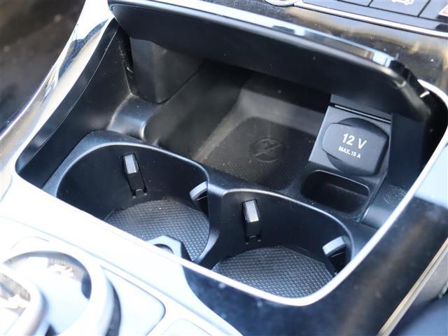 �k�h�a�d�q�`�k�`�́A�a�l�v�E�����Z�f�X�E�A�E�f�B�Ƃ����h�C�c�̃v���~�A���R�u�����h�𒆐S�Ƃ����A�e�u�����h�𓯎��ɏ��r�ׂ鎖���ł��܂��B