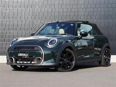 ＬＩＢＥＲＡＬＡは、ＢＭＷ・メルセデス・アウディというドイツのプレミアム３ブランドを中心とした、各ブランドを同時に乗り較べる事ができます。 4