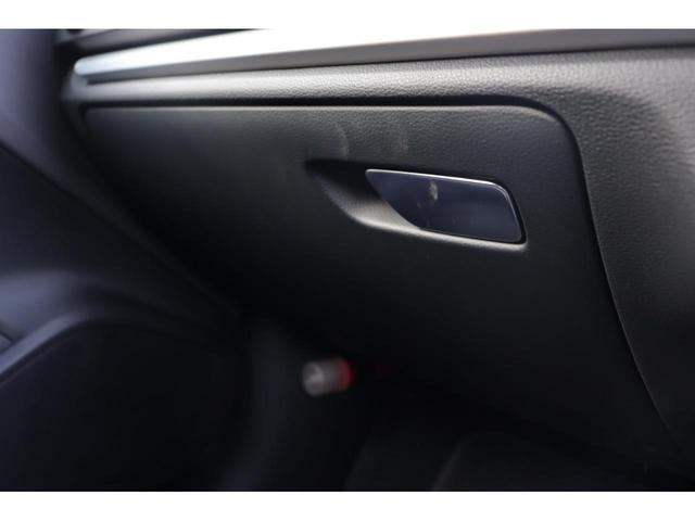 Ａ３セダン セダン　１．４　ＴＦＳＩ　スポーツ　アシスタンスＰＫＧ　バーチャルＣ　純ナビ　ＡｐｐｌｅｃａｒＰｌａｙ／ａｎｄｒｏｉｄａｕｔｏ　地デジ　Ｂカメラ　ＢＴ　半革　シートＨ　ステアＳ　パドルＳ　ＬＥＤライト　Ａライト　Ａワイパー　ＥＴＣ（45枚目）