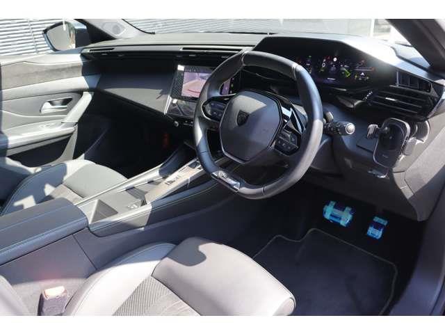 ３０８ ＳＷ　ＧＴ　ブルーＨＤｉ　ＡＣＣ　ＳＲ　純正ナビ　ＡｐｐｌｅＣａｒＰｌａｙ　ＢＴ　３６０°　コーナーＳ　半革　シートＨ　Ｐシート　ステアＨ　ステアＳ　Ｐシフト　ＬＥＤ　Ａハイビーム　純正１８インチＡＷ　ＥＴＣ　社外ドラレコ（3枚目）