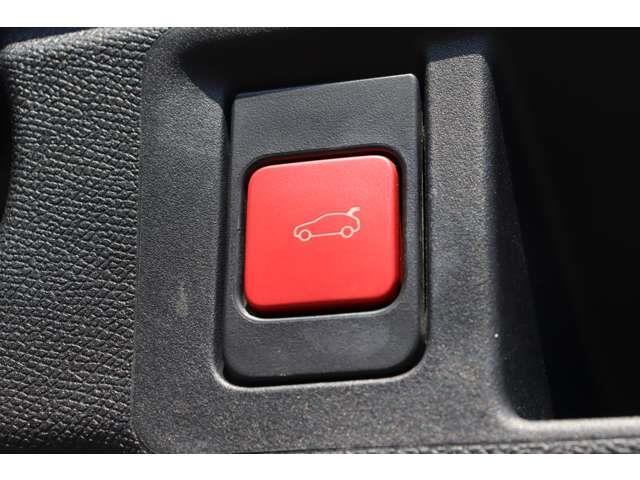３０８ ＳＷ　ＧＴ　ブルーＨＤｉ　ＡＣＣ　ＳＲ　純正ナビ　ＡｐｐｌｅＣａｒＰｌａｙ　ＢＴ　３６０°　コーナーＳ　半革　シートＨ　Ｐシート　ステアＨ　ステアＳ　Ｐシフト　ＬＥＤ　Ａハイビーム　純正１８インチＡＷ　ＥＴＣ　社外ドラレコ（8枚目）
