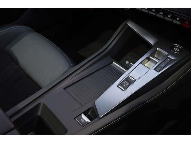 ３０８ ＳＷ　ＧＴ　ブルーＨＤｉ　ＡＣＣ　ＳＲ　純正ナビ　ＡｐｐｌｅＣａｒＰｌａｙ　ＢＴ　３６０°　コーナーＳ　半革　シートＨ　Ｐシート　ステアＨ　ステアＳ　Ｐシフト　ＬＥＤ　Ａハイビーム　純正１８インチＡＷ　ＥＴＣ　社外ドラレコ（29枚目）
