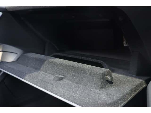 ３０８ ＳＷ　ＧＴ　ブルーＨＤｉ　ＡＣＣ　ＳＲ　純正ナビ　ＡｐｐｌｅＣａｒＰｌａｙ　ＢＴ　３６０°　コーナーＳ　半革　シートＨ　Ｐシート　ステアＨ　ステアＳ　Ｐシフト　ＬＥＤ　Ａハイビーム　純正１８インチＡＷ　ＥＴＣ　社外ドラレコ（30枚目）