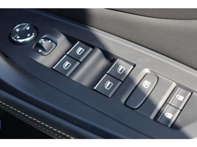 ３０８ ＳＷ　ＧＴ　ブルーＨＤｉ　ＡＣＣ　ＳＲ　純正ナビ　ＡｐｐｌｅＣａｒＰｌａｙ　ＢＴ　３６０°　コーナーＳ　半革　シートＨ　Ｐシート　ステアＨ　ステアＳ　Ｐシフト　ＬＥＤ　Ａハイビーム　純正１８インチＡＷ　ＥＴＣ　社外ドラレコ（36枚目）