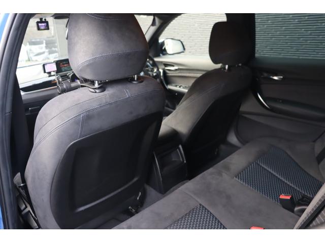 ＬＩＢＥＲＡＬＡの名前の由来はラテン語で「ｌｉｂｅｒａ：自由」と「ａｌａ：翼」を意味し、それらを組合せた造語です。自由な翼を得て思う存分人生を謳歌して欲しいという願いが込められています。