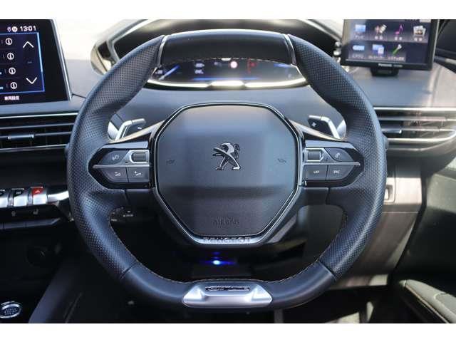 ５００８ ＧＴライン　ブルーＨＤｉ　１オナ　衝突軽減　ＡＣＣ　ＢＳＭ　純正ディスプレイＡ　ＣａｒＰｌａｙ　ＢＴ　ワイヤレス充電　Ｂカメラ　コーナーＳ　半革　シートＨ　Ｐシート　ステアＳ　Ｐシフト　純１８インチＡＷ　純ドアバイザー　ＥＴＣ（2枚目）