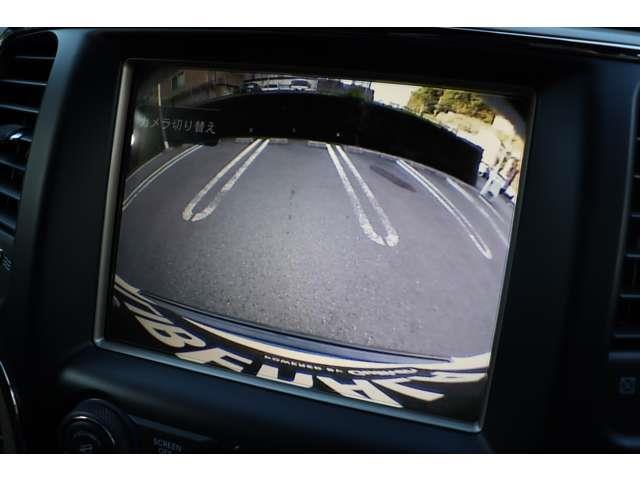ジープ・グランドチェロキー ラレード　当店買取車両　クルコン　純正ナビ　ＣＤ　Ｂｌｕｅｔｏｏｔｈ　ＵＳＢ　地デジ　Ｂカメラ　Ｓカメラ　Ｆカメラ　パワーシートパドルシＳ　ステアＳ　Ａライト　Ｓステップ　純１８ＡＷ　社外ドラレコ　ＥＴＣ（20枚目）