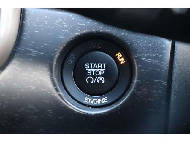 ジープ・グランドチェロキー ラレード　当店買取車両　クルコン　純正ナビ　ＣＤ　Ｂｌｕｅｔｏｏｔｈ　ＵＳＢ　地デジ　Ｂカメラ　Ｓカメラ　Ｆカメラ　パワーシートパドルシＳ　ステアＳ　Ａライト　Ｓステップ　純１８ＡＷ　社外ドラレコ　ＥＴＣ（32枚目）