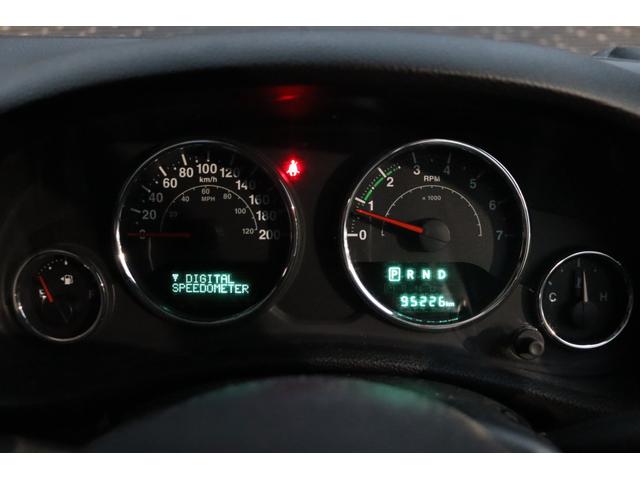 ジープ・ラングラーアンリミテッド サハラ　当店買取車両　社外グリル　Ｓステップ　ＡＬＰＩＮＥサウンド　クルコン　社外ナビ　地デジ　ＢＴ　Ｂカメラ　Ｓカメラ　茶本革　シートＨ　社外ＬＥＤライト　Ａライト　Ｆ／Ｒフォグ　純正１８インチＡＷ　ＥＴＣ（31枚目）