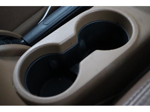 ジープ・ラングラーアンリミテッド サハラ　当店買取車両　社外グリル　Ｓステップ　ＡＬＰＩＮＥサウンド　クルコン　社外ナビ　地デジ　ＢＴ　Ｂカメラ　Ｓカメラ　茶本革　シートＨ　社外ＬＥＤライト　Ａライト　Ｆ／Ｒフォグ　純正１８インチＡＷ　ＥＴＣ（45枚目）