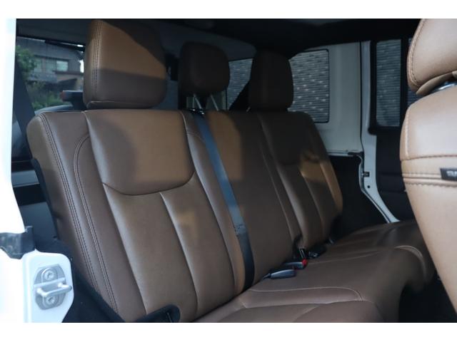 ジープ・ラングラーアンリミテッド サハラ　当店買取車両　社外グリル　Ｓステップ　ＡＬＰＩＮＥサウンド　クルコン　社外ナビ　地デジ　ＢＴ　Ｂカメラ　Ｓカメラ　茶本革　シートＨ　社外ＬＥＤライト　Ａライト　Ｆ／Ｒフォグ　純正１８インチＡＷ　ＥＴＣ（56枚目）