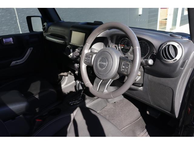 ジープ・ラングラーアンリミテッド サハラ 当店買取車両 クルコン 社外ナビ 地デジ BT アルパインサウンド Bカメラ 社外LEDヘッドライト Aライト F/Rフォグ ステアS サイドステップ 純正18インチAW 社外ドラレコ前後 ETC(10枚目)