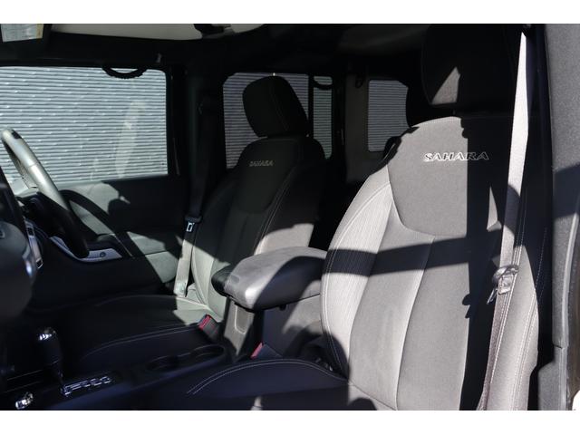 ジープ・ラングラーアンリミテッド サハラ 当店買取車両 クルコン 社外ナビ 地デジ BT アルパインサウンド Bカメラ 社外LEDヘッドライト Aライト F/Rフォグ ステアS サイドステップ 純正18インチAW 社外ドラレコ前後 ETC(13枚目)