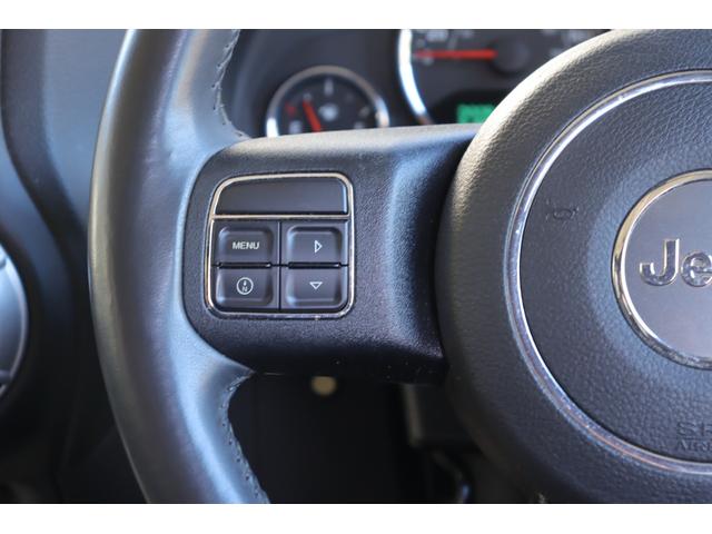 ジープ・ラングラーアンリミテッド サハラ 当店買取車両 クルコン 社外ナビ 地デジ BT アルパインサウンド Bカメラ 社外LEDヘッドライト Aライト F/Rフォグ ステアS サイドステップ 純正18インチAW 社外ドラレコ前後 ETC(28枚目)