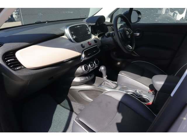 500X クロス 衝突軽減 ACC BSM 純正ディスプレイA CarPlay BT Bカメラ コーナーS 黒革 シートH Pシート ステアS Pシフト LED Aハイビーム 社外17インチAW ETC ドラレコ(8枚目)