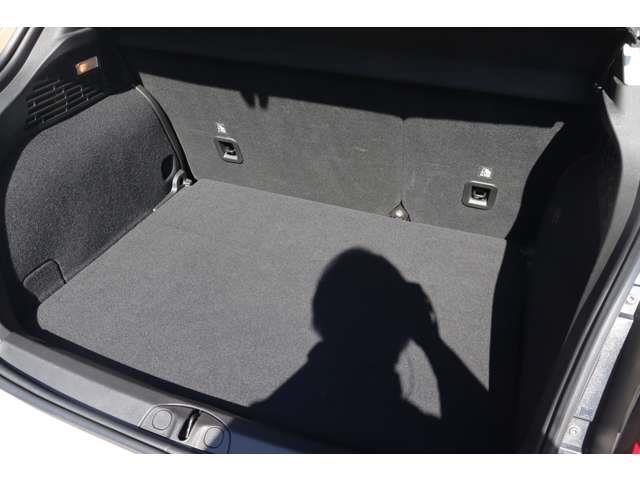 500X クロス 衝突軽減 ACC BSM 純正ディスプレイA CarPlay BT Bカメラ コーナーS 黒革 シートH Pシート ステアS Pシフト LED Aハイビーム 社外17インチAW ETC ドラレコ(10枚目)