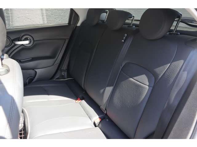 500X クロス 衝突軽減 ACC BSM 純正ディスプレイA CarPlay BT Bカメラ コーナーS 黒革 シートH Pシート ステアS Pシフト LED Aハイビーム 社外17インチAW ETC ドラレコ(41枚目)