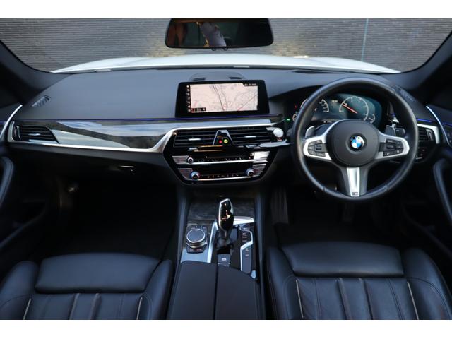 �k�h�a�d�q�`�k�`�́A�A���ԑI�т̐V���ȃX�^�C�����Ă���C���|�[�g�E�Z���N�g�E�u�����h�ł��B�I�[�i�[�l�ƂȂ�����N���}���璼�ڊ����銴������ɂ����A�ŗǂ̈��Ƃ̏o����R�[�f�B�l�[�g�������܂��B