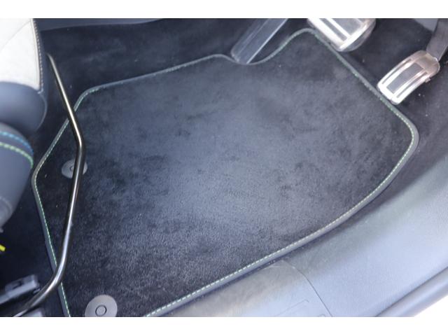 直接ご来店が難しいお客様にも、詳細写真等お送りできます。まずはお気軽にお問い合わせ下さい。