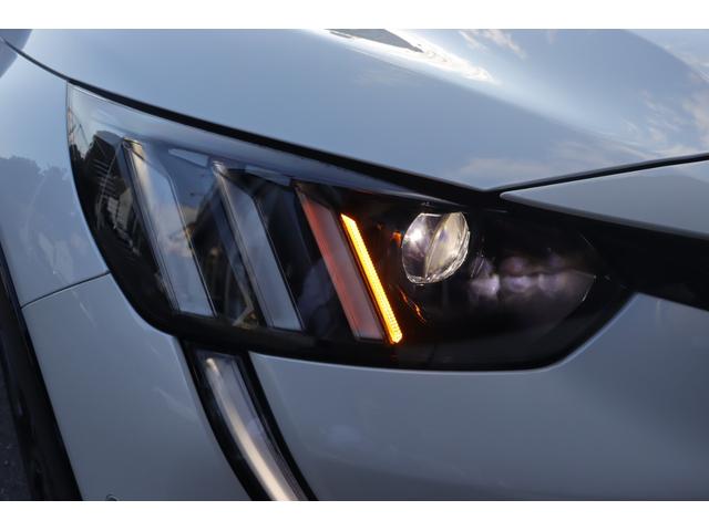 ２０８ ＧＴ　１オーナー　ＡＣＣ　ＢＳＭ　純正ディスプレイＡ　ＣａｒＰｌａｙ　ＢＴ　ワイヤレス充電　Ｂカメラ　半革　シートＨ　ステアＳ　Ｐシフト　ＬＥＤ　Ａライト　アンビエントライト　純正１７インチＡＷ　ＥＴＣ（61枚目）