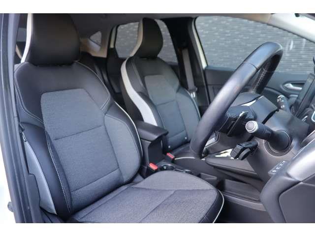 全国納車可能※です！全国のＬＩＢＥＲＡＬＡ、もしくはガリバーグループ直営店舗のどこでも納車が可能※です。※車両運搬費がかかります。