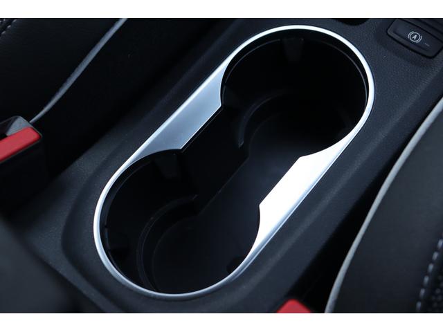 キャプチャー インテンス　ＡＣＣ　ＢＳＭ　純正ディスプレイＡ（社外ナビ搭載）ＣａｒＰｌａｙ　ＤＴＶ　ＢＴ　３６０°カメラ　黒半革　シートＨ　ステアリングＨ　ステアＳ　Ｐシフト　Ａライト　純正１８インチＡＷ　社外ドラレコ　ＥＴＣ（44枚目）