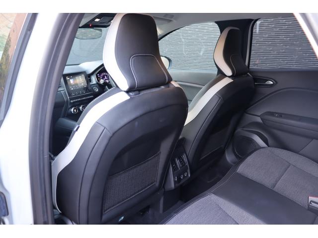 キャプチャー インテンス　ＡＣＣ　ＢＳＭ　純正ディスプレイＡ（社外ナビ搭載）ＣａｒＰｌａｙ　ＤＴＶ　ＢＴ　３６０°カメラ　黒半革　シートＨ　ステアリングＨ　ステアＳ　Ｐシフト　Ａライト　純正１８インチＡＷ　社外ドラレコ　ＥＴＣ（56枚目）