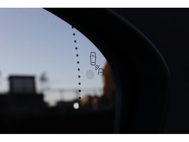 キャプチャー インテンス　ＡＣＣ　ＢＳＭ　純正ディスプレイＡ（社外ナビ搭載）ＣａｒＰｌａｙ　ＤＴＶ　ＢＴ　３６０°カメラ　黒半革　シートＨ　ステアリングＨ　ステアＳ　Ｐシフト　Ａライト　純正１８インチＡＷ　社外ドラレコ　ＥＴＣ（62枚目）