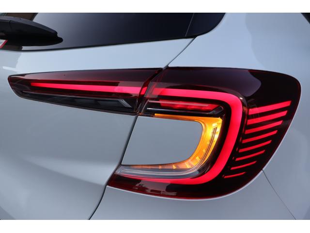 キャプチャー インテンス　ＡＣＣ　ＢＳＭ　純正ディスプレイＡ（社外ナビ搭載）ＣａｒＰｌａｙ　ＤＴＶ　ＢＴ　３６０°カメラ　黒半革　シートＨ　ステアリングＨ　ステアＳ　Ｐシフト　Ａライト　純正１８インチＡＷ　社外ドラレコ　ＥＴＣ（63枚目）