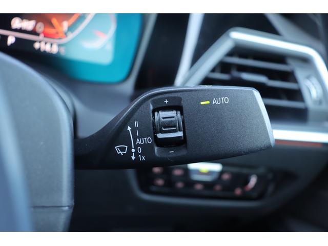 ＬＩＢＥＲＡＬＡの名前の由来はラテン語で「ｌｉｂｅｒａ：自由」と「ａｌａ：翼」を意味し、それらを組合せた造語です。自由な翼を得て思う存分人生を謳歌して欲しいという願いが込められています。