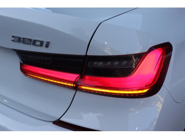 ＬＩＢＥＲＡＬＡの名前の由来はラテン語で「ｌｉｂｅｒａ：自由」と「ａｌａ：翼」を意味し、それらを組合せた造語です。自由な翼を得て思う存分人生を謳歌して欲しいという願いが込められています。