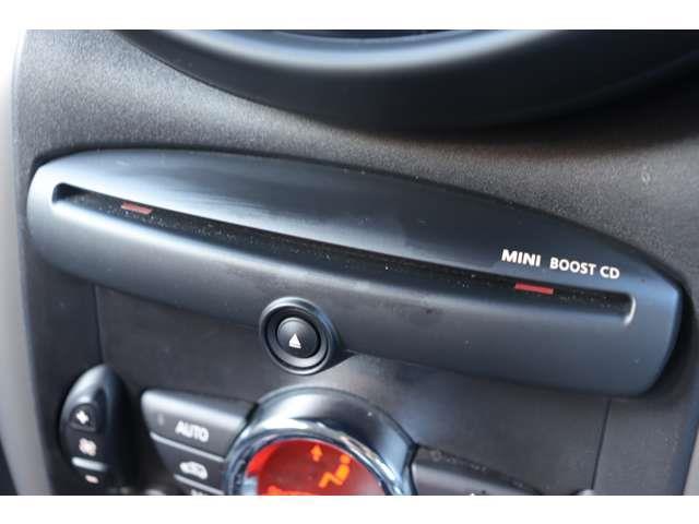 ＭＩＮＩ クーパーＤ　クロスオーバー　禁煙車　純正オーディオ　ＡＵＸ　ＣＤ　キセノンヘッドライト　オートライト　フロント／リアフォグ　アンビエントライト　純正フロアマット　純正１６インチＡＷ　社外ＥＴＣ　リモコンキー　スペアキー１本あり（22枚目）