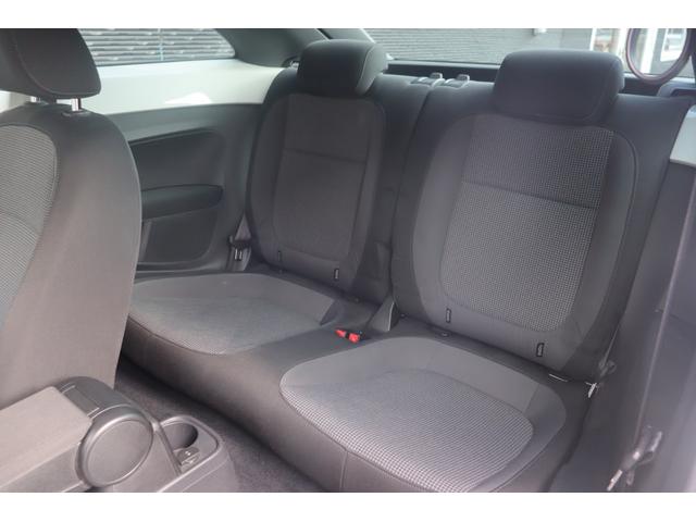 ザ・ビートル デザイン 保証書 クルコン 社外ナビ 地デジ Bluetooth CD/DVD AUX LEDヘッドライト F/Rフォグ 純正16インチAW 純正フロアマット ETC 純正ドラレコ前後 リモコンキー スペアキー(58枚目)