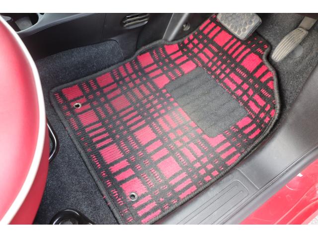 500 1.2 ポップ 禁煙車 保証書 取扱説明書 純正ディスプレイオーディオ AppleCarPlay Bluetooth USB 赤革Sカバー ハロゲンライト リアフォグ ステアS 社外フロアマット ETC リモコンキー(8枚目)