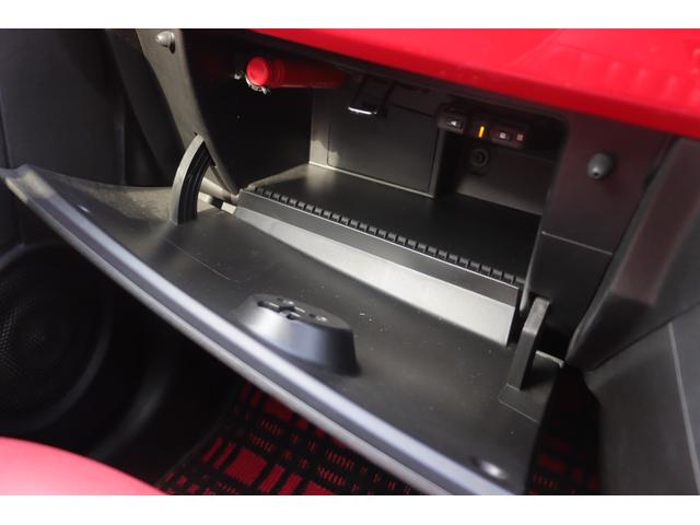 500 1.2 ポップ 禁煙車 保証書 取扱説明書 純正ディスプレイオーディオ AppleCarPlay Bluetooth USB 赤革Sカバー ハロゲンライト リアフォグ ステアS 社外フロアマット ETC リモコンキー(47枚目)