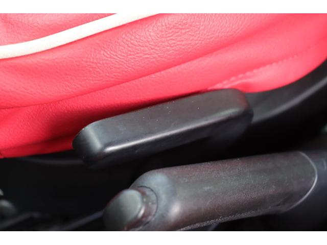 500 1.2 ポップ 禁煙車 保証書 取扱説明書 純正ディスプレイオーディオ AppleCarPlay Bluetooth USB 赤革Sカバー ハロゲンライト リアフォグ ステアS 社外フロアマット ETC リモコンキー(54枚目)