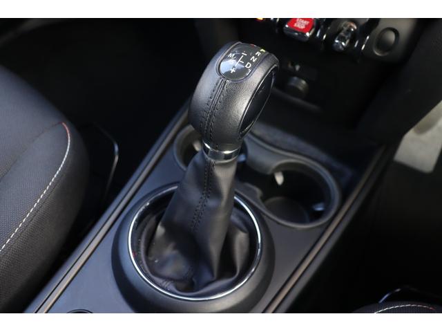 ＭＩＮＩ クーパーＤ　クロスオーバー　インテリジェントＳ　ＡＣＣ　純正ナビ　Ｂｌｕｅｔｏｏｔｈ　ＵＳＢ　Ｂカメラ　コーナーＳ　ＬＥＤ　Ａライト　Ｆ／Ｒフォグ　Ａワイパー　Ｐバックドア　純正１７インチＡＷ　ミラー一体型ＥＴＣ　ドラレコ　禁煙（44枚目）