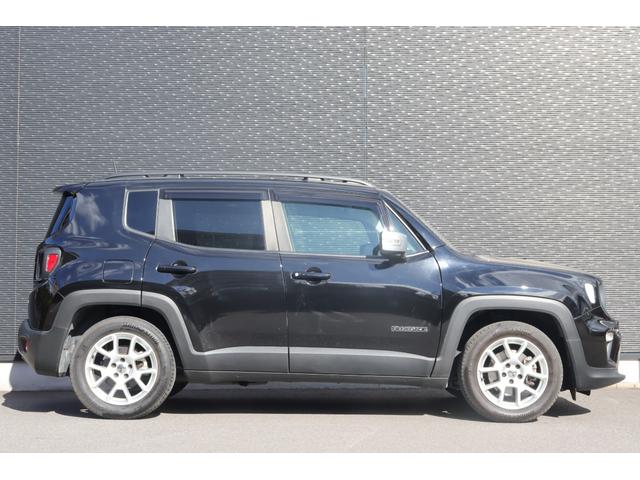 ジープ・レネゲード リミテッド　ＡＣＣ　ＢＳＭ　衝突被害軽減ブレーキ　純正ナビ　ＣａｒＰｌａｙ　地デジ　Ｂｌｕｅｔｏｏｔｈ　Ｂカメラ　　Ｐセンサー　ドラレコ前後　黒革　シートＨ　Ｐシート　ステアＨ　ステアＳ　コーナーＳ　ＥＴＣ（22枚目）