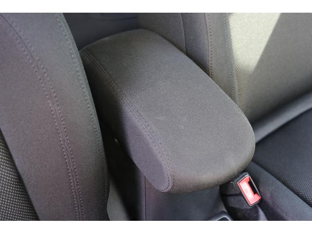 ジープ・レネゲード ロンジチュード　衝突軽減　ＢＳＭ　純正ディスプレイＡ　ＣａｒＰｌａｙ　ＢＴ　ＵＳＢ　ＡＵＸ　Ｂカメラ　コーナーＳ　ステアＳ　ハロゲンライト　Ｆ／Ｒフォグ　純正１６インチＡＷ　純正フロアマット　ＥＴＣ　社外ドラレコ（45枚目）