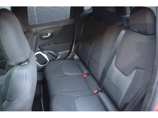 ジープ・レネゲード ロンジチュード　衝突軽減　ＢＳＭ　純正ディスプレイＡ　ＣａｒＰｌａｙ　ＢＴ　ＵＳＢ　ＡＵＸ　Ｂカメラ　コーナーＳ　ステアＳ　ハロゲンライト　Ｆ／Ｒフォグ　純正１６インチＡＷ　純正フロアマット　ＥＴＣ　社外ドラレコ（55枚目）