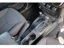 スポーツ　当店買取車両　クルコン　社外ナビ　地デジ　ＢＴ　ＣＤ／ＤＶＤ　Ｂカメラ　サイドカメラ　ステアＳ　ＬＥＤライト　Ｆ／Ｒフォグ　純正１８インチＡＷ　純正フロアマット　ＥＴＣ　リモコンキー　スペアキー１本（45枚目）