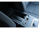 ラレード　当店買取車両　クルコン　純正ナビ　ＣＤ　Ｂｌｕｅｔｏｏｔｈ　ＵＳＢ　地デジ　Ｂカメラ　Ｓカメラ　Ｆカメラ　パワーシートパドルシＳ　ステアＳ　Ａライト　Ｓステップ　純１８ＡＷ　社外ドラレコ　ＥＴＣ（29枚目）