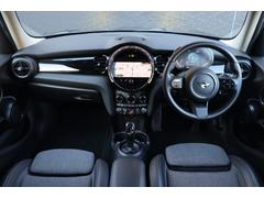 �̣ɣ£ţң��̣��ϡ�͢�������Ӥο����ʥ����������Ƥ��륤��ݡ��ȡ����쥯�ȡ��֥��ɤǤ��������ʡ��ͤȤʤ���������ޤ���ľ�ܴ����봶�������ˤ��������ɤΰ���Ȥνв񤤤򥳡��ǥ��͡��Ȥ������ޤ��� 5