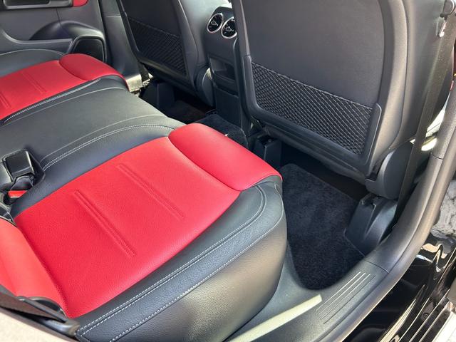 Ｂクラス Ｂ１８０　レザーエクスクルーシブＰＫＧ　ＭＢＵＸナビフルセグＴＶ　ＢｌｕｅｔｏｏｔｈアドバンスドＰＫＧ全方位カメラヘッドアップディスプレイ赤黒レザーシート　シートヒーター　メモリーパワーシートパワーバックドア（9枚目）