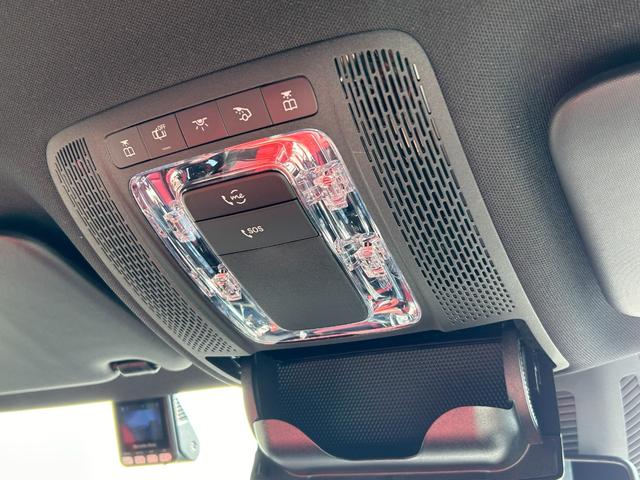 Ｂクラス Ｂ１８０　レザーエクスクルーシブＰＫＧ　ＭＢＵＸナビフルセグＴＶ　ＢｌｕｅｔｏｏｔｈアドバンスドＰＫＧ全方位カメラヘッドアップディスプレイ赤黒レザーシート　シートヒーター　メモリーパワーシートパワーバックドア（15枚目）