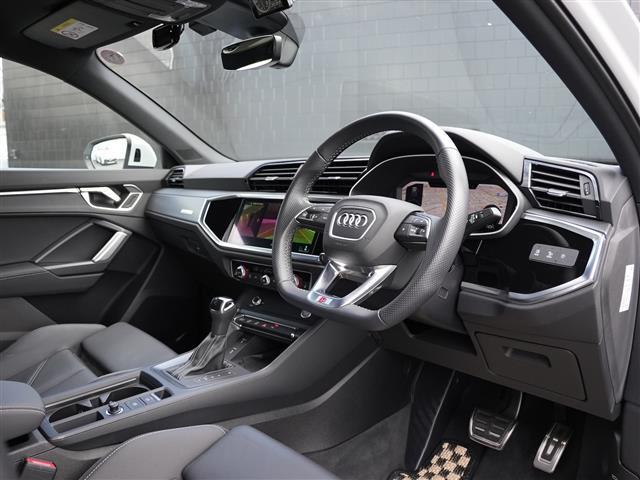 Ｑ３ ３５ＴＦＳＩ　Ｓライン　ワンオーナー　ＡｕｄｙプレセンスＡＣＣレーンアシストサイドアシスト　ＭＭＩナビフルセグＴＶ　Ｂｌｕｅｔｏｏｔｈ全方位カメラブラックレザーシートシートヒーター　パワーバックドア　ドライブセレクトドラレコ（18枚目）