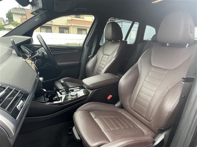Ｘ３ ｘＤｒｉｖｅ　２０ｄ　Ｍスポーツ　インテリジェントセーフティ　衝突軽減ブレーキＡＣＣ車線逸脱ブラインドスポットモカレザーシート　シートヒーター　前席パワーシートＩＤｒｉｖｅＨＤＤナビフルセグＴＶ　Ｂｌｕｅｔｏｏｔｈ全方位カメラドラレコ（4枚目）